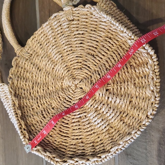 NWT Round Circle Straw Purse with Shoulder Strap - Picture 5 of 8